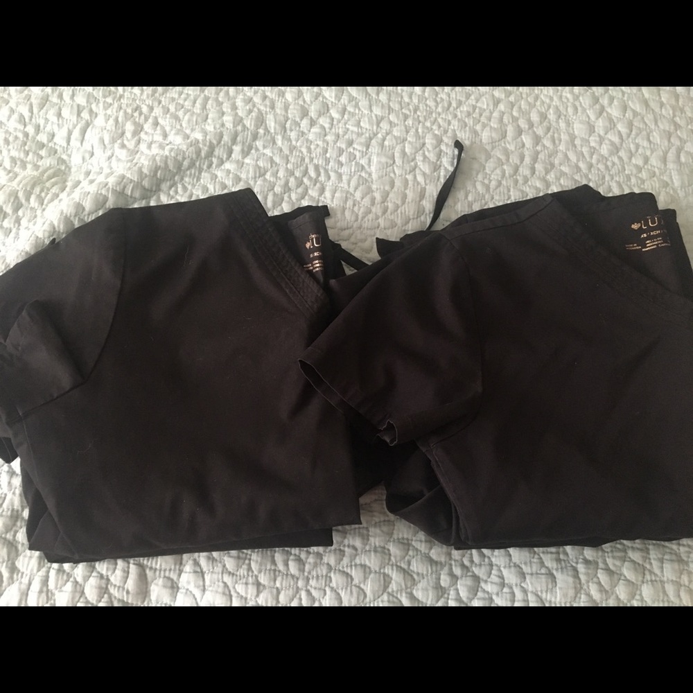 Cherokee luxe scrubs